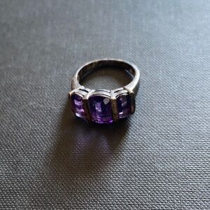 Genuine Sterling Silver Purple stone Gemstone Ring 3 big beautiful stones size 9